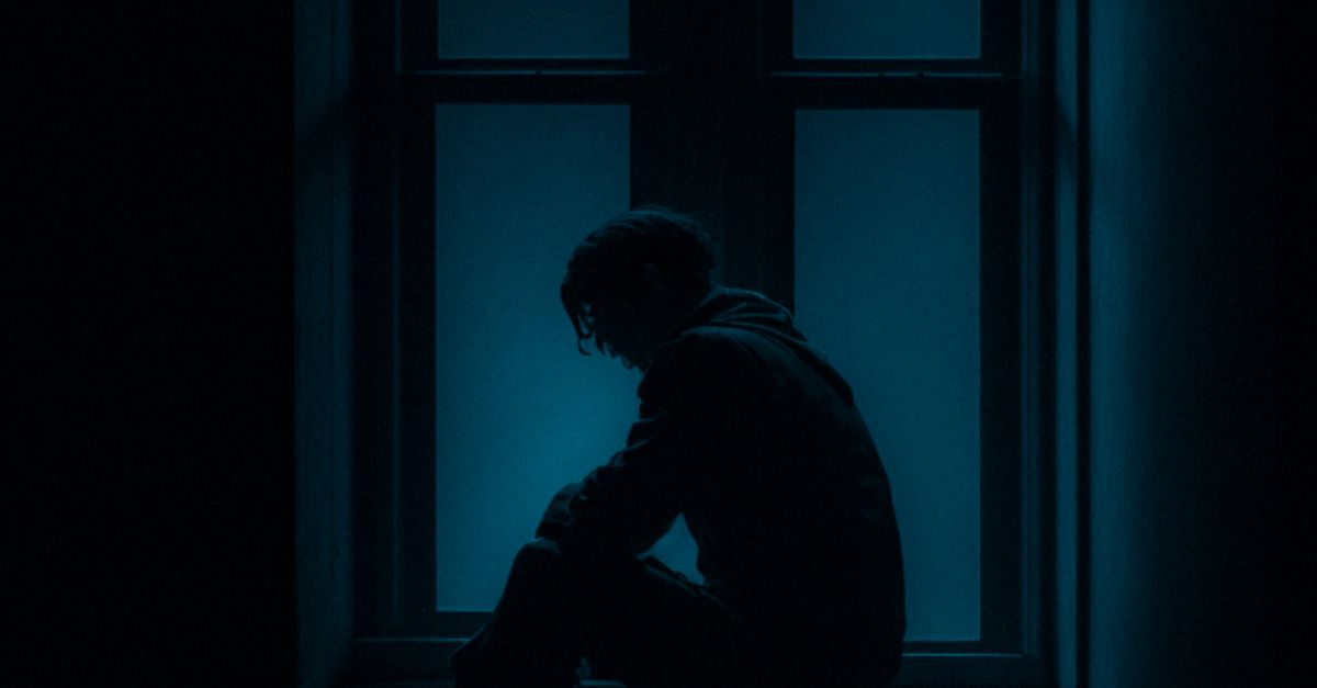 PTSD Hypnosis: Process Trauma Naturally Without Reliving It