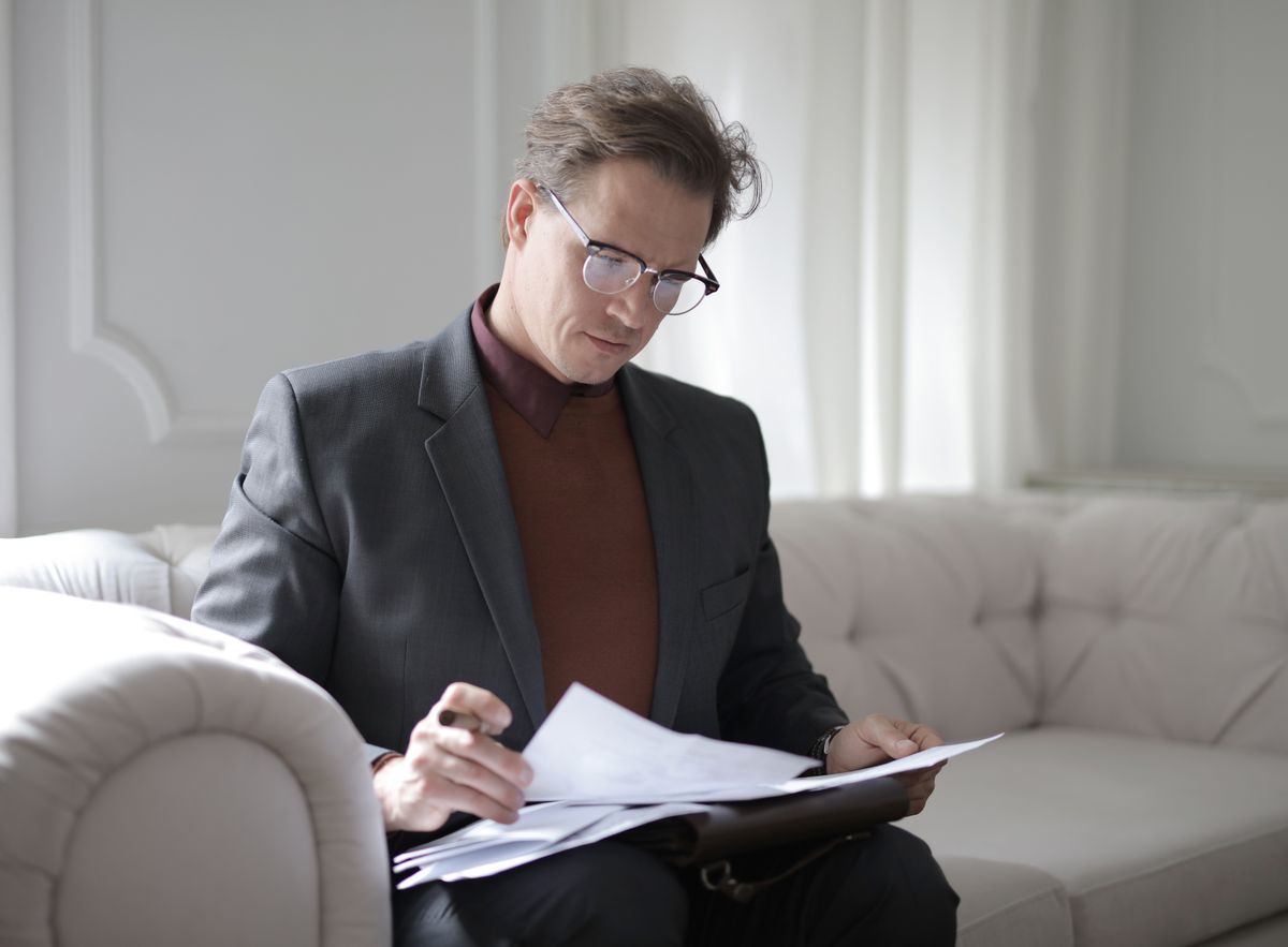 Financial Anxiety Hypnosis | Break Free from Money Worry | Wisconsin Hypnosis Center