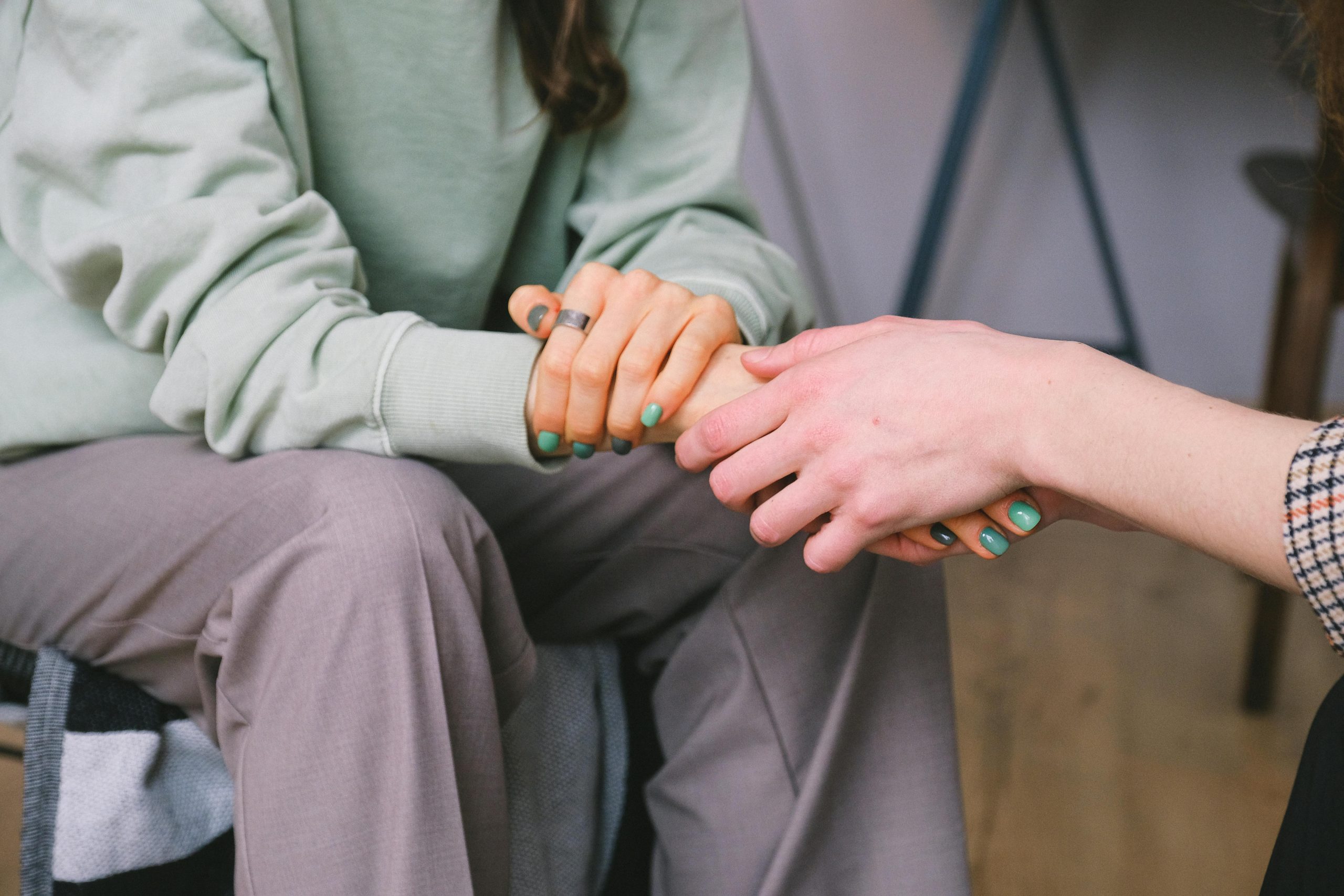Tired of Being the ‘Strong One’? Hypnosis Can Help You Heal Without Holding It All Together